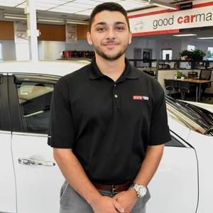 Meet your Posher, Ahmad